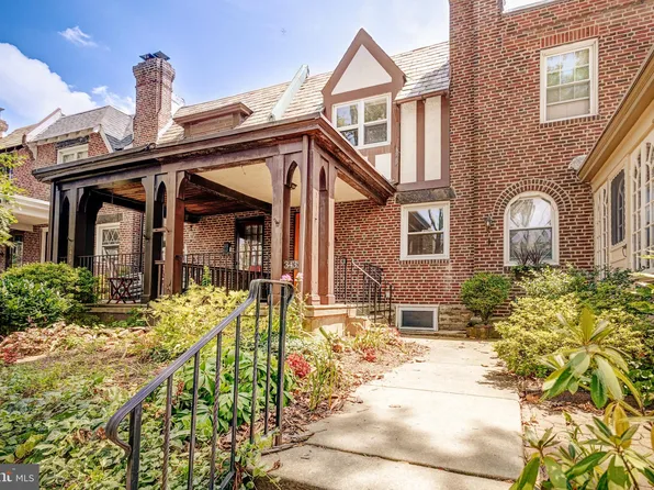 3432 W Queen Ln, Philadelphia, PA 19129