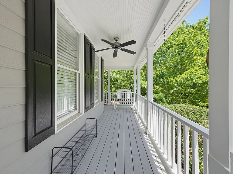 102 Parkside Cir — Photo 2