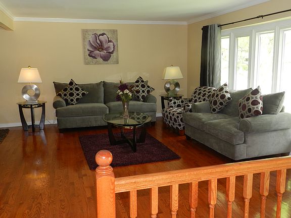 3rd image of 2411 Northwood Ct