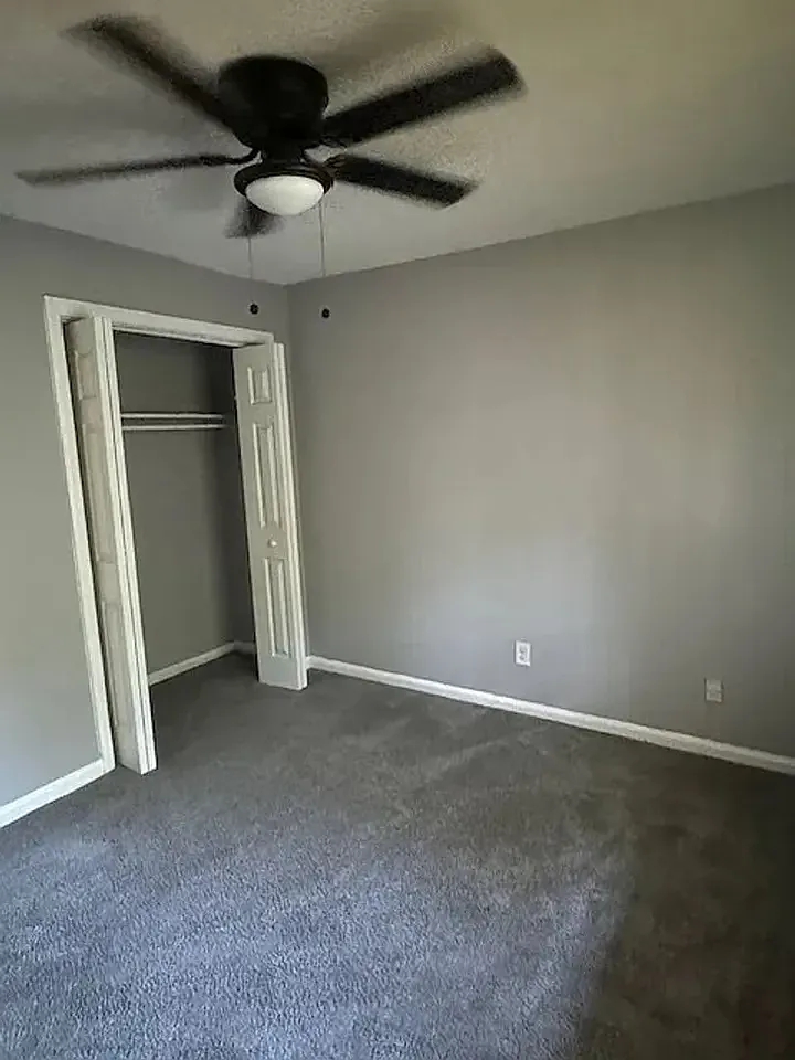 2 bed, 800 sqft, $1,250 — Photo 4