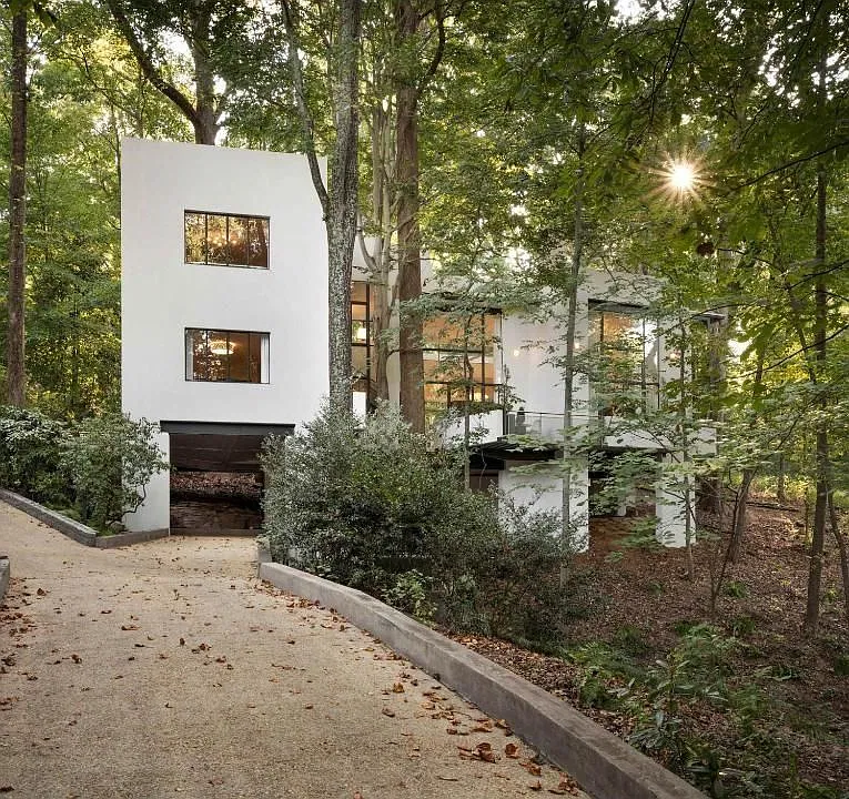 525 Claire Dr