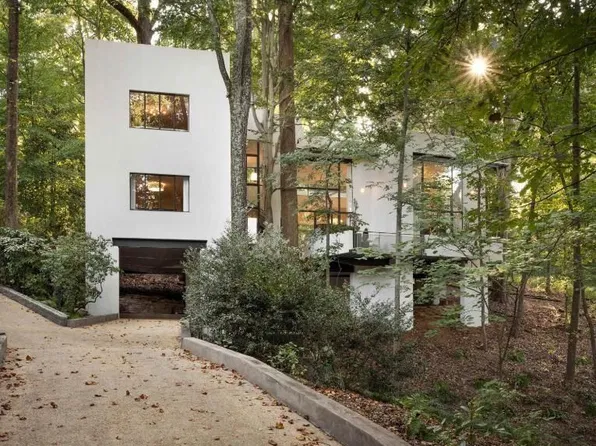 525 Claire Dr, Atlanta, GA 30307