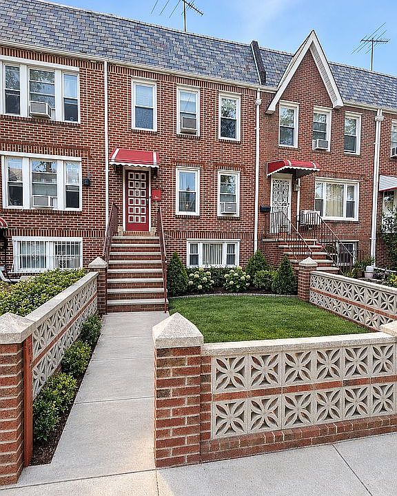 1st image of 2028 E 29th St