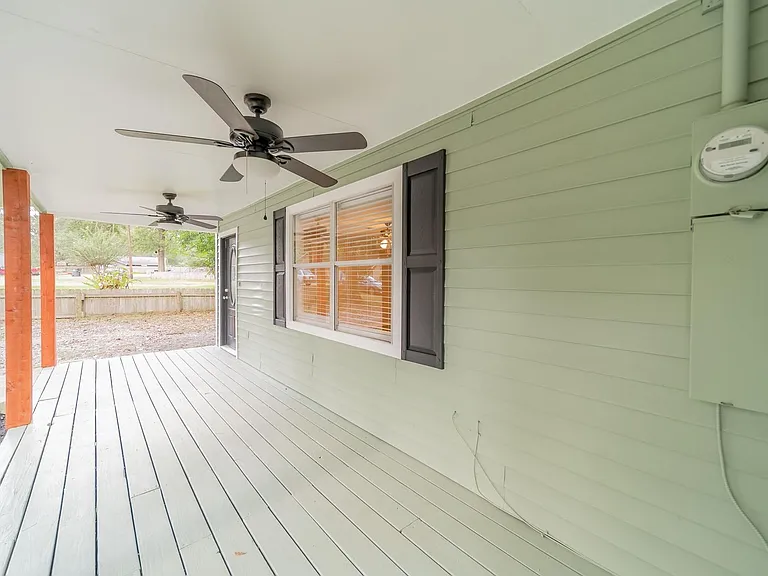 5739 Skylane Dr — Photo 32