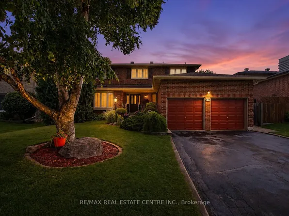 819 Childs Dr, Milton, ON L9T 4H9