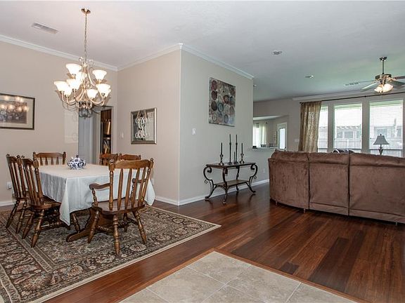 5th image of 7012 San Antonio Dr