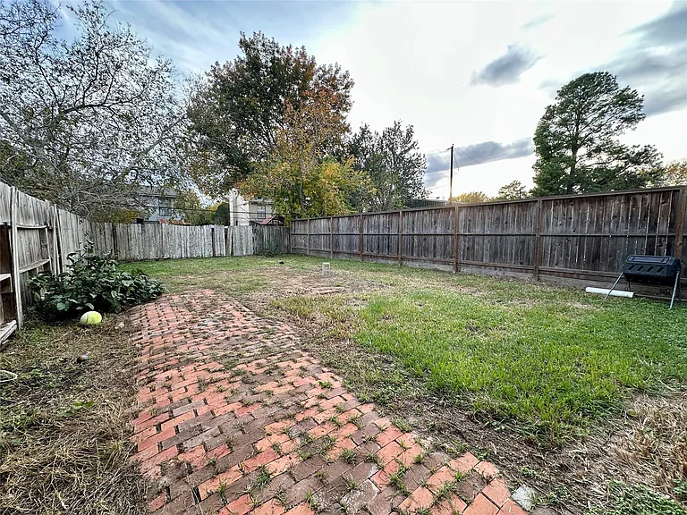 4109 Lark Ln #A — Photo 16