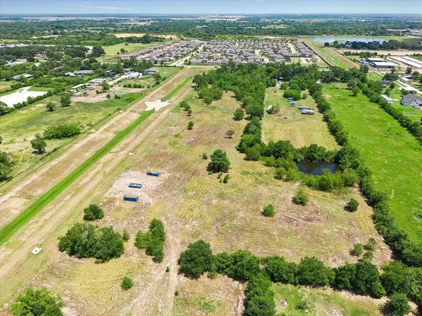 18034 Kleb St, Hockley, TX 77447