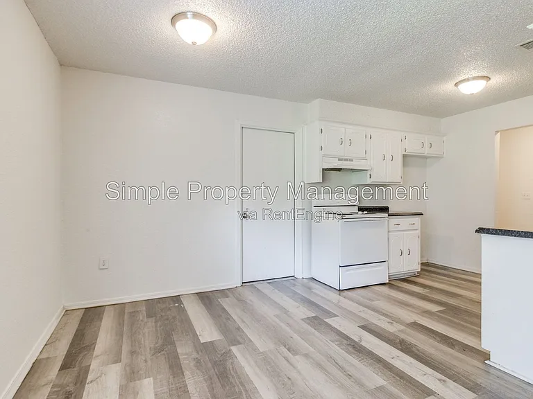 14222 NE 4th St — Photo 7