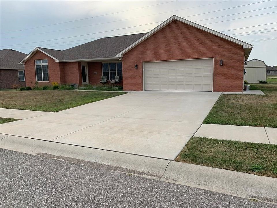 2nd image of 5987 Spring Meadow Ln