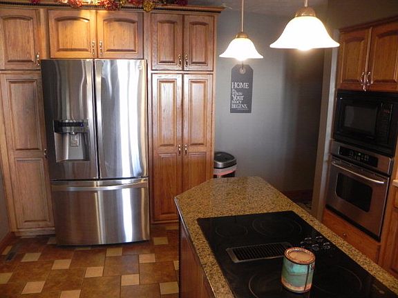 5th image of 8462 W Wildwood Dr