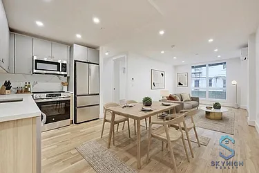 33 Clarkson Avenue, #3L