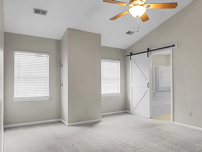 3274 Middleburry Ln — Photo 45