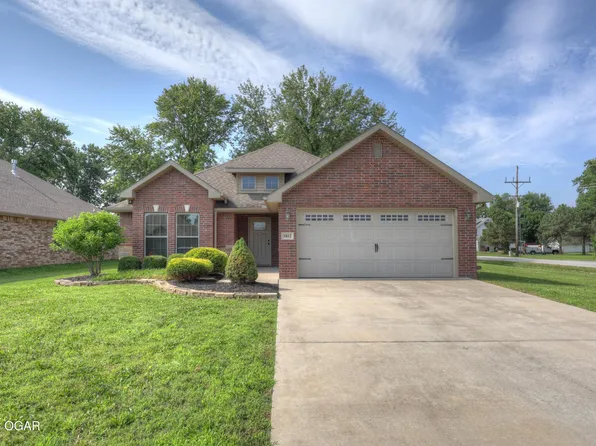 1812 Betenbough Way, Webb City, MO 64870