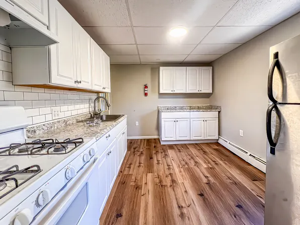 915 Ash St APT 2, Scranton, PA 18510