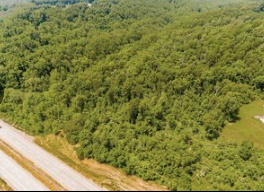 2nd image of 1 Spring Rd