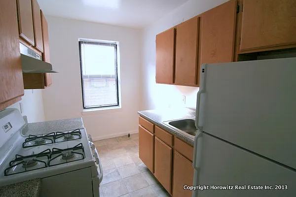 Rented by Horowitz Real Estate | media 11