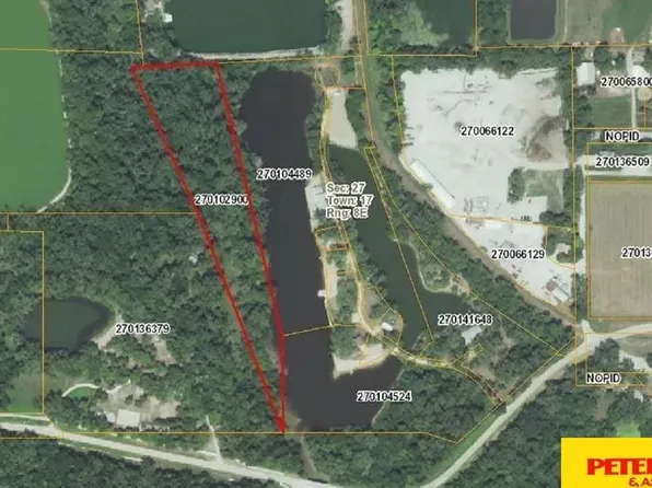 1160 Ridgeland Rd, Fremont, NE 68025