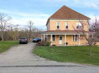220 Overholt Dr, Scottdale, PA 15683