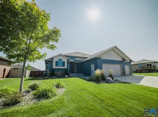 7817 W Kelsey Cir, Sioux Falls, SD 57106