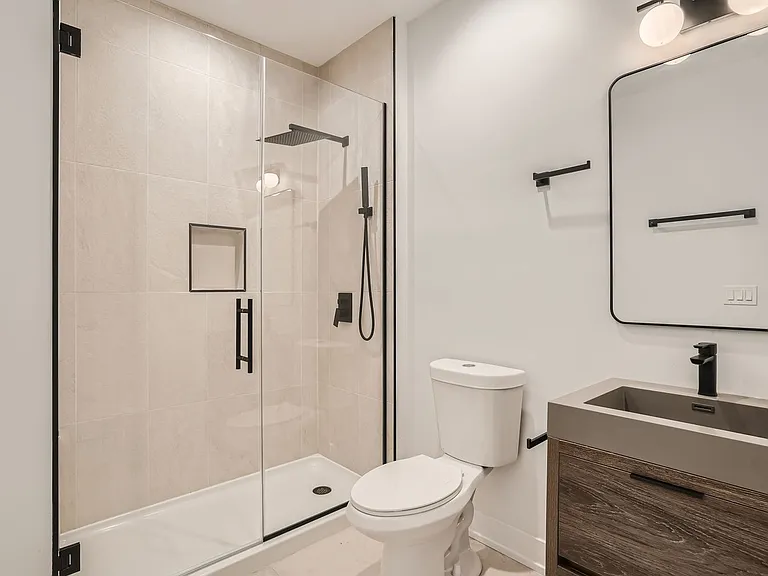 2602 N Springfield Ave #1 — Photo 11