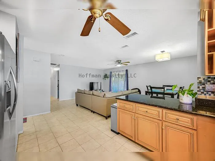 11414 Walsingham Rd — Photo 9