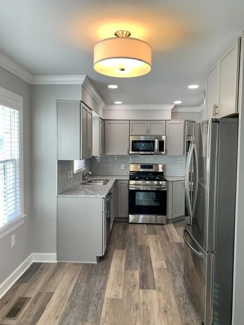 2036 Lakeside Drive (Highlands) — Photo 3