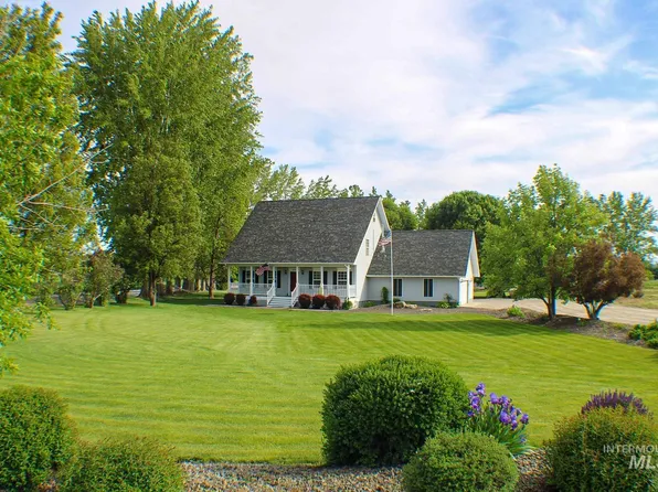 1725 W Central Rd, Emmett, ID 83617