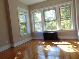 1142 W 78th St APT 2, Chicago, IL 60620