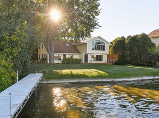 10420 S Shore Dr, Plymouth, MN 55441