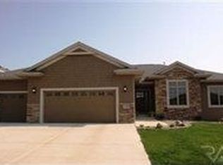 2509 E Carlyle Cir, Sioux Falls, SD 57108