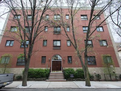 476 Monmouth St APT 402, Jersey City, NJ, 07302
