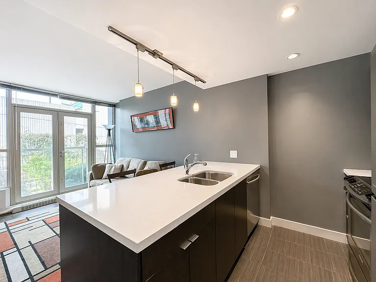 760 Johnson St #305 — Photo 6