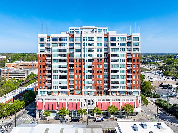 2nd image of 400 W North St APT 1632