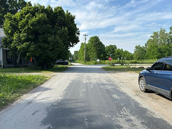 5th image of 7425 Jordan Village Rd