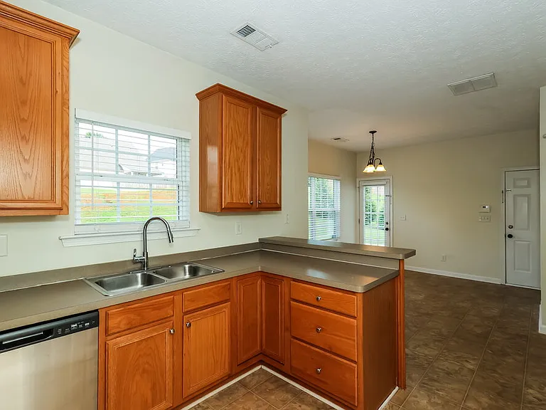 27 Palladio Way — Photo 10