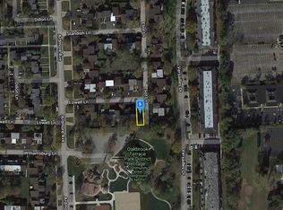 17W747 Lowell Ln, Villa Park, IL