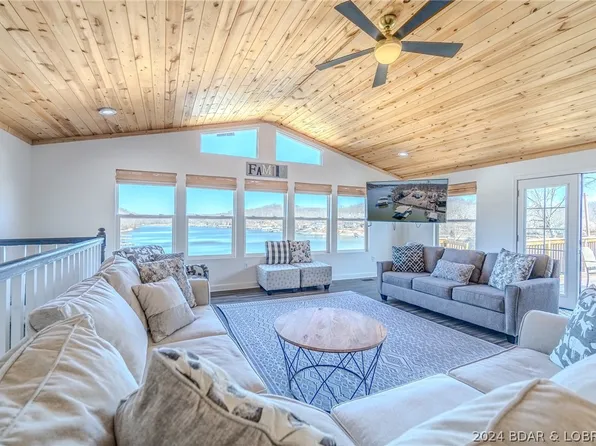 783 Brush Creek Rd, Sunrise Beach, MO 65079
