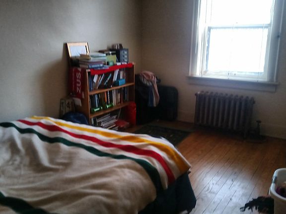 Corner bedroom (south-facing)