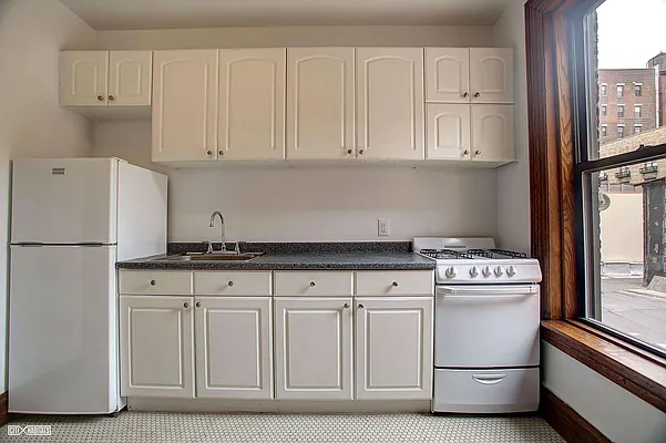Rented by Citi Habitats | media 11
