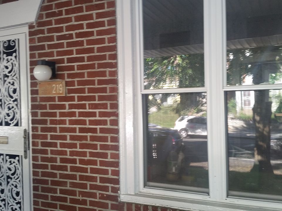 1st image of 219 E Upsal St
