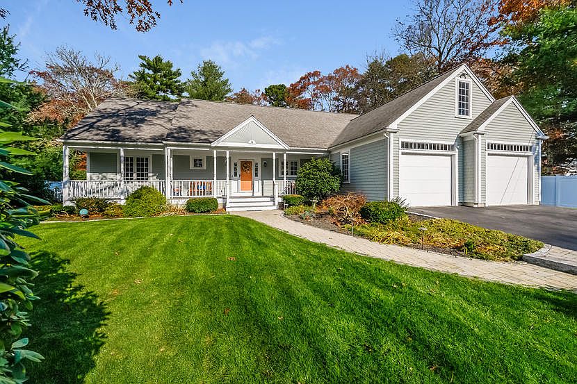 14 Race Ln, Sandwich, MA 02563 | Zillow