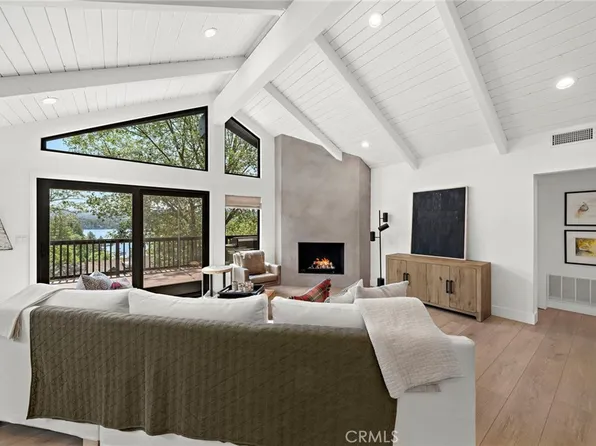27561 N Bay Rd, Lake Arrowhead, CA 92352