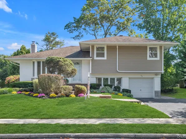 58 Briar Lane, Jericho, NY 11753
