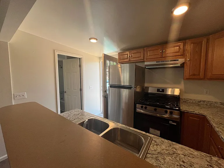 215 Cheyenne St — Photo 7