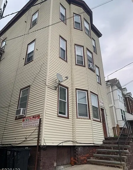 6 Macculloch Ave #1 — Photo 5
