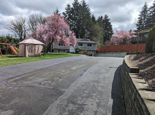 2229 NE 197th Pl, Shoreline, WA 98155