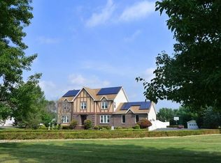 4 Deer Run, Washington, NJ 07882