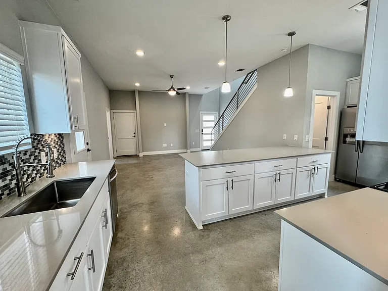 6911 Meador Ave — Photo 20