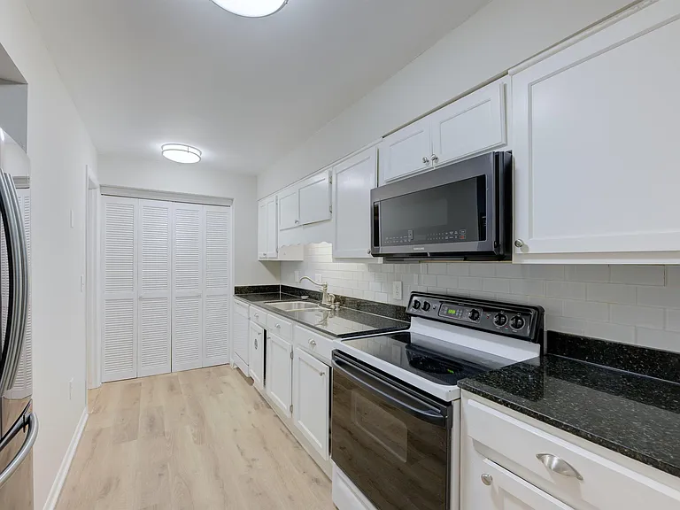 2036 Watermark Pl — Photo 11